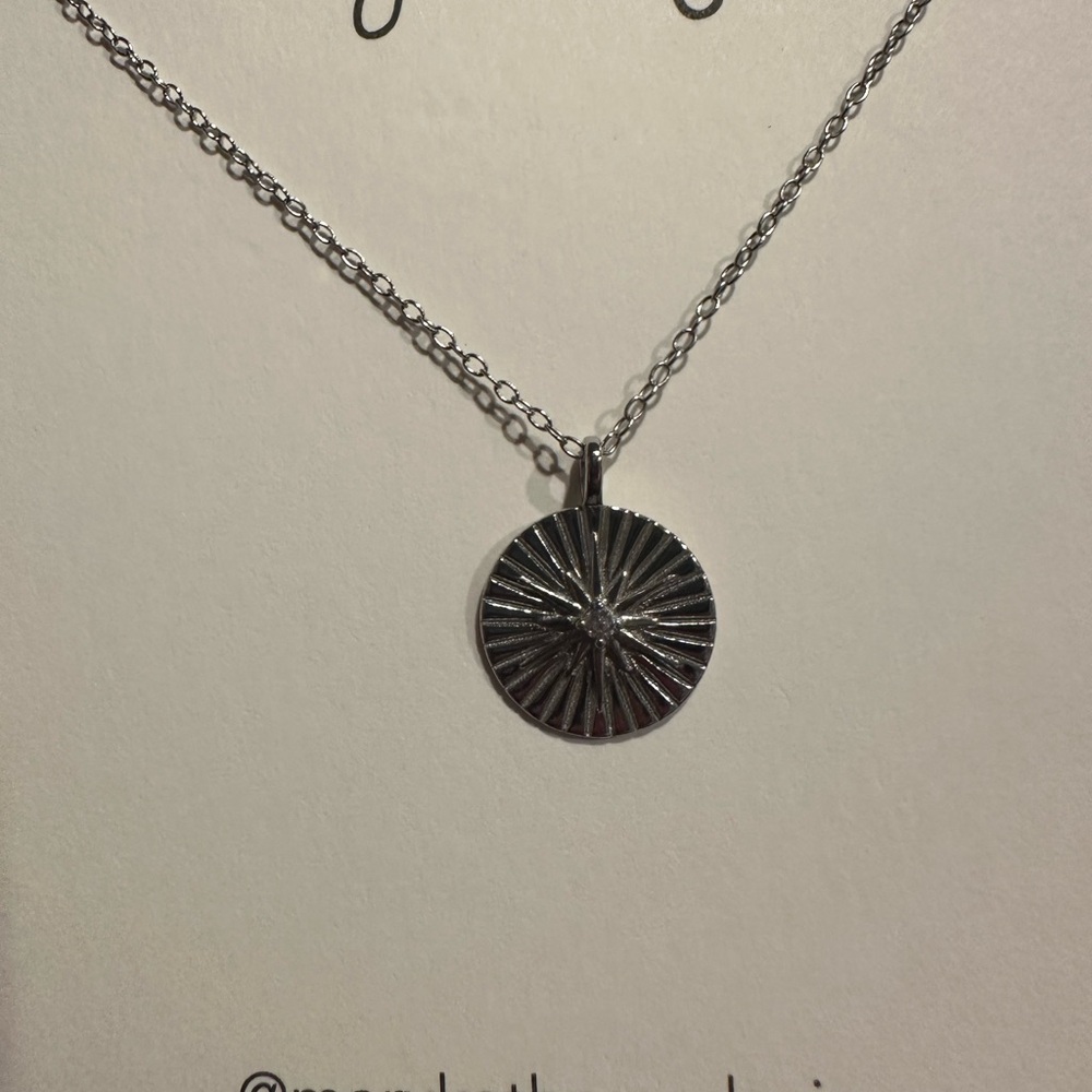 NWT Silver Starburst Pendant Necklace - Picture 2 of 5